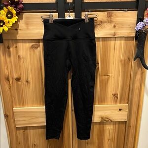 Victoria's Secret Teen Sleek Black Workout Leggings